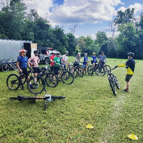 Day 1 of our Skills Clinic was a success! We worked with the @loppetfoundation to bring in a Level II BICP certified biking instructor.…